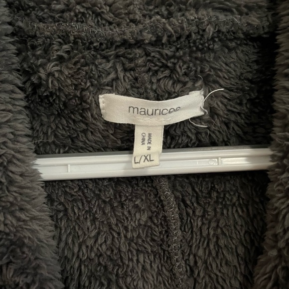 Oversized Jacket - Picture 2 of 2